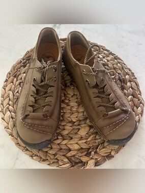 Alcubieree Men’s Leather Casual Shoes Comfort Sneakers Hand Stitched US 10.5
